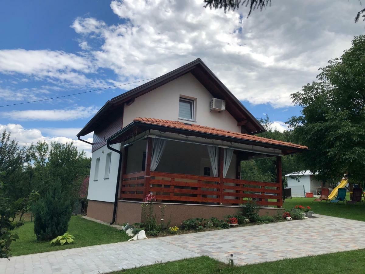 D.I.M. Holiday House Selište Drežničko Exterior foto